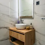 Stone House With Pool Poeta Pridraga